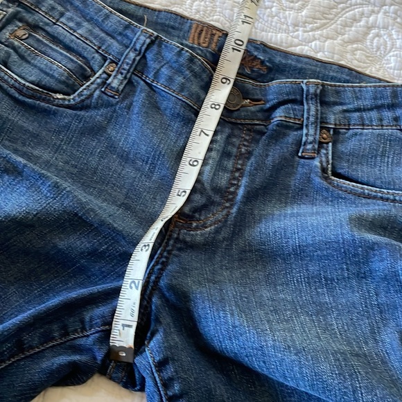Kut from the Kloth jeans. 6 - Picture 9 of 9
